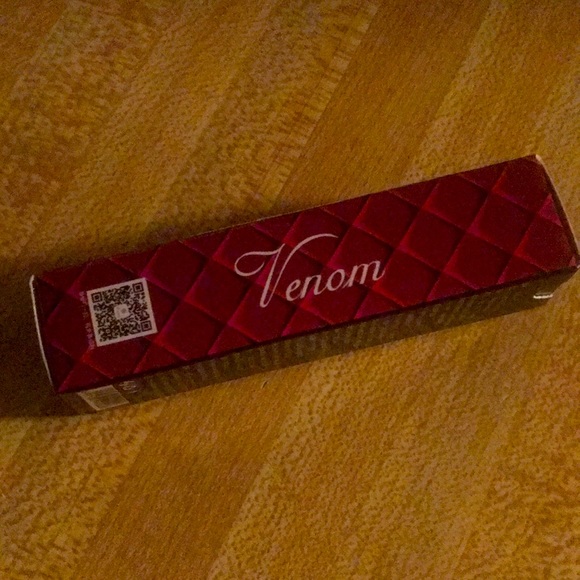 Famous Pheromone “Venom” Rollerball Perfume NIB LAST ONE! - Picture 1 of 5